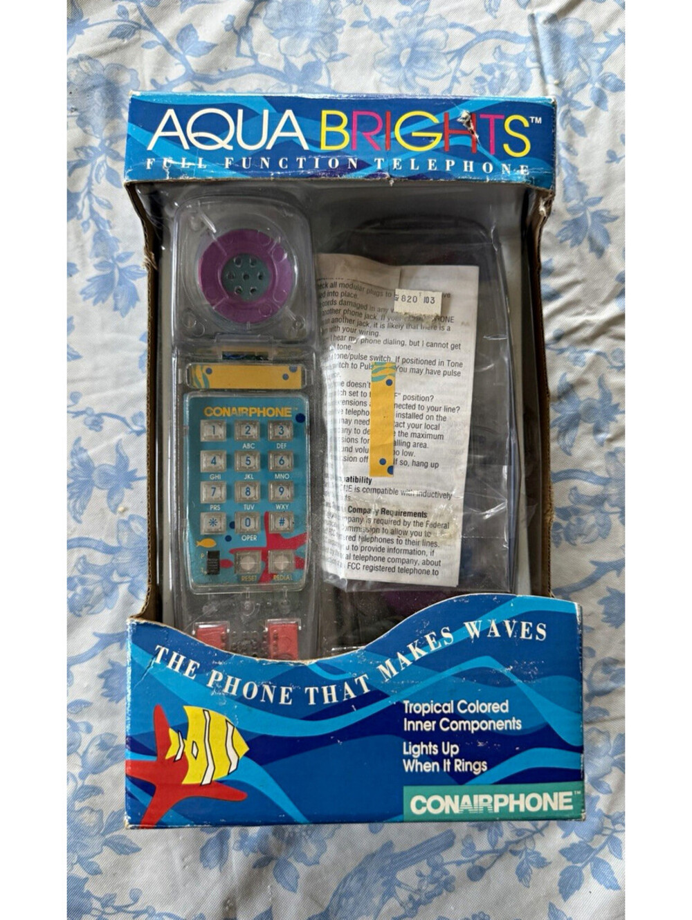 VTG Conairphone Aqua Brights Corded Phone Illuminated Keypad HAC Redial Clear